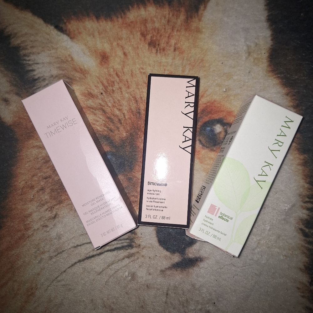 Mary Kay Skincare Set